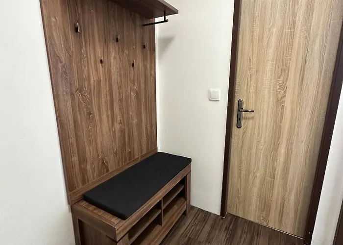 Roudnice * Roudnice (Hradec Kralove)